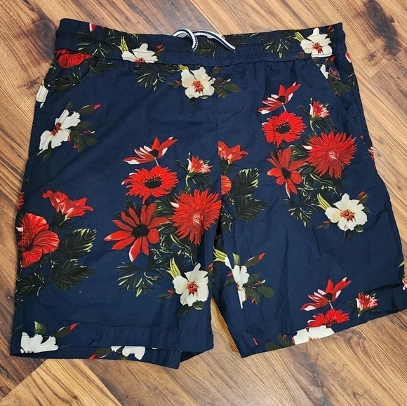 Floral Aloha Hawaiian Shorts - Picture 1 of 7